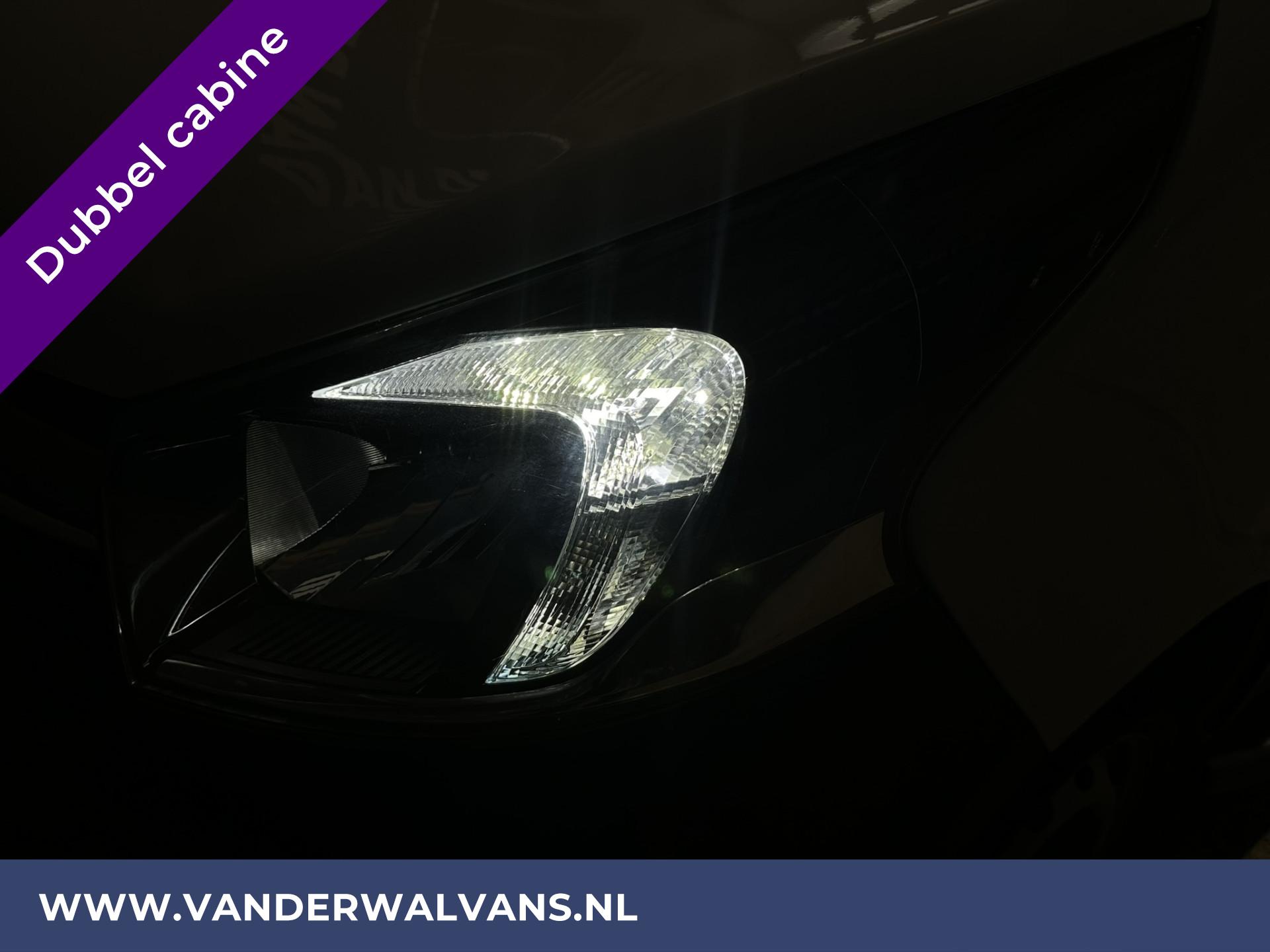 Foto 10 van Opel Vivaro 1.6 CDTI 122pk L2H1 Dubbele cabine Euro6 Airco | Navigatie | 6 Zits | Trekhaak