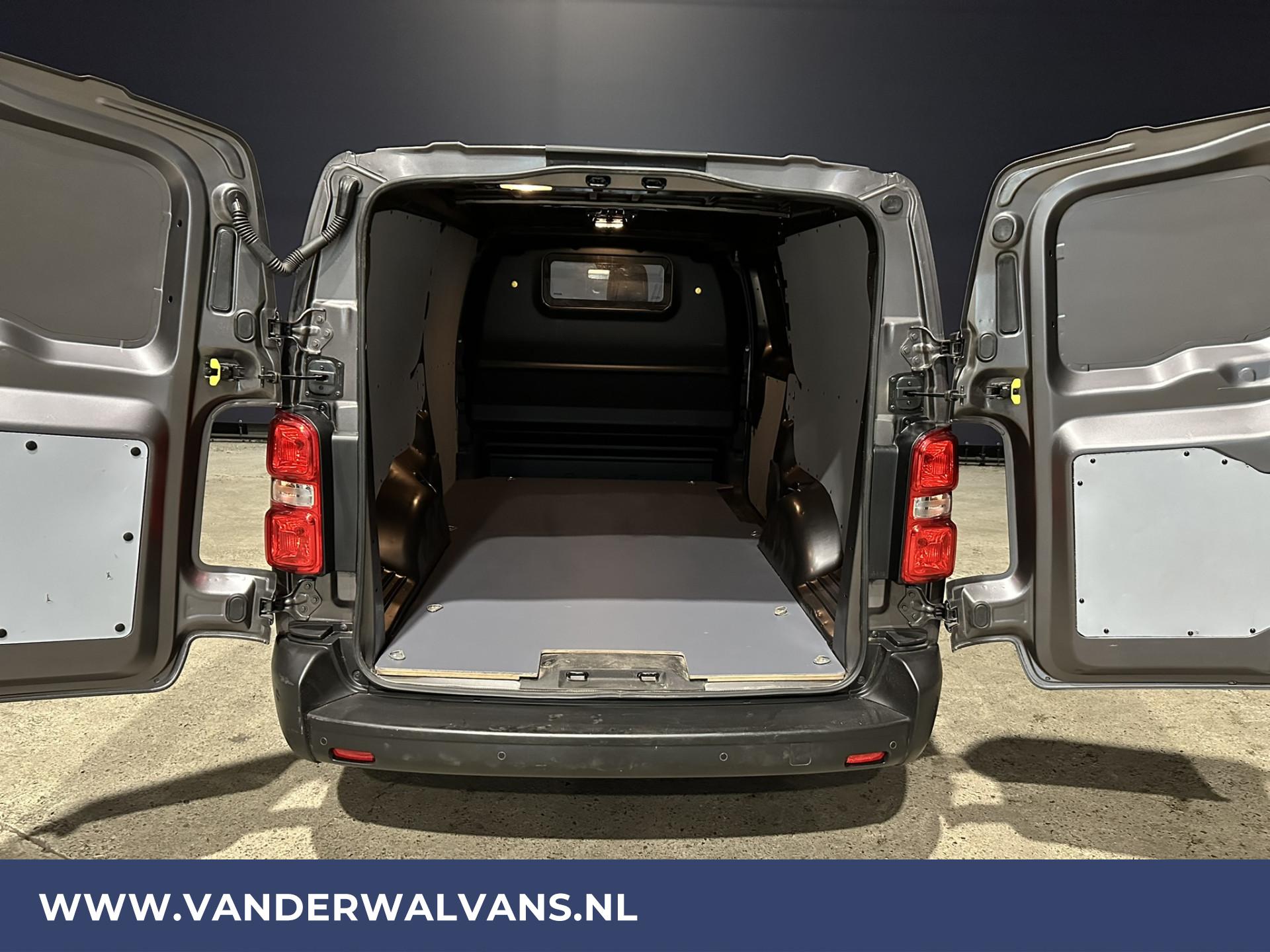 Foto 3 van Opel Vivaro 1.5 CDTI L3H1 XL Euro6 Airco | Navigatie | Camera | Cruisecontrol | Apple Carplay