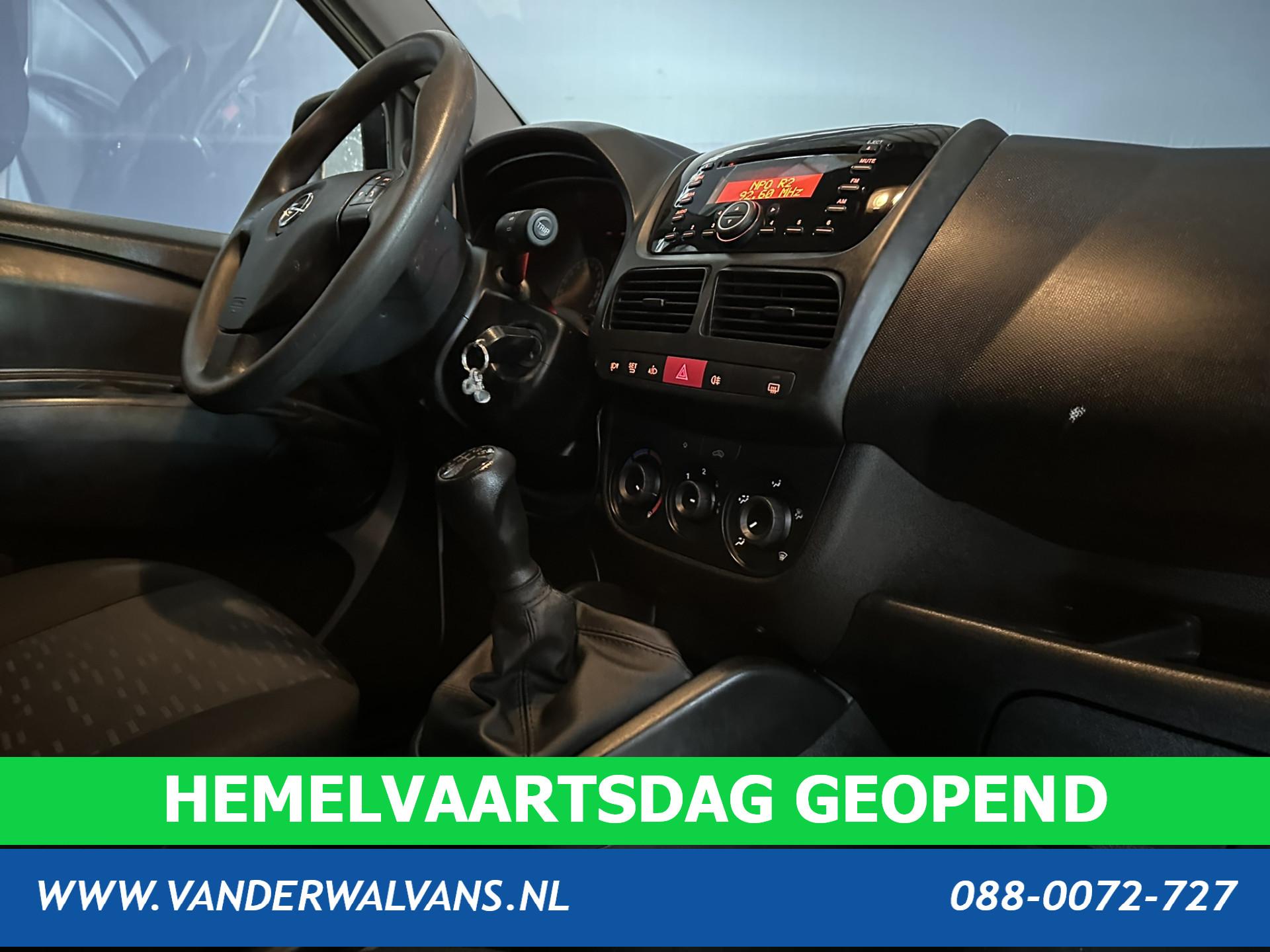 Foto 13 van Opel Combo 1.3 CDTi 96pk L2H1 inrichting Euro6 Airco | Cruisecontrol | Parkeersensoren