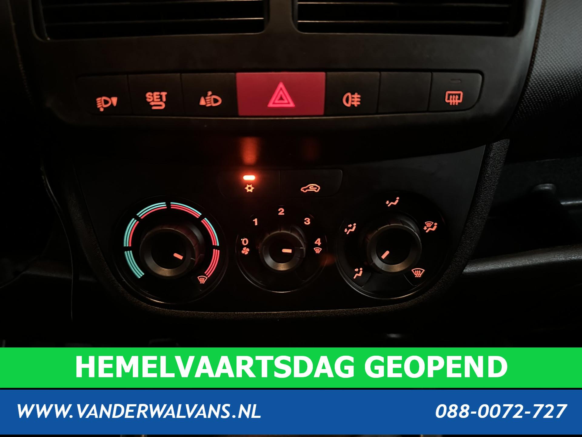 Foto 4 van Opel Combo 1.3 CDTi 96pk L2H1 inrichting Euro6 Airco | Cruisecontrol | Parkeersensoren