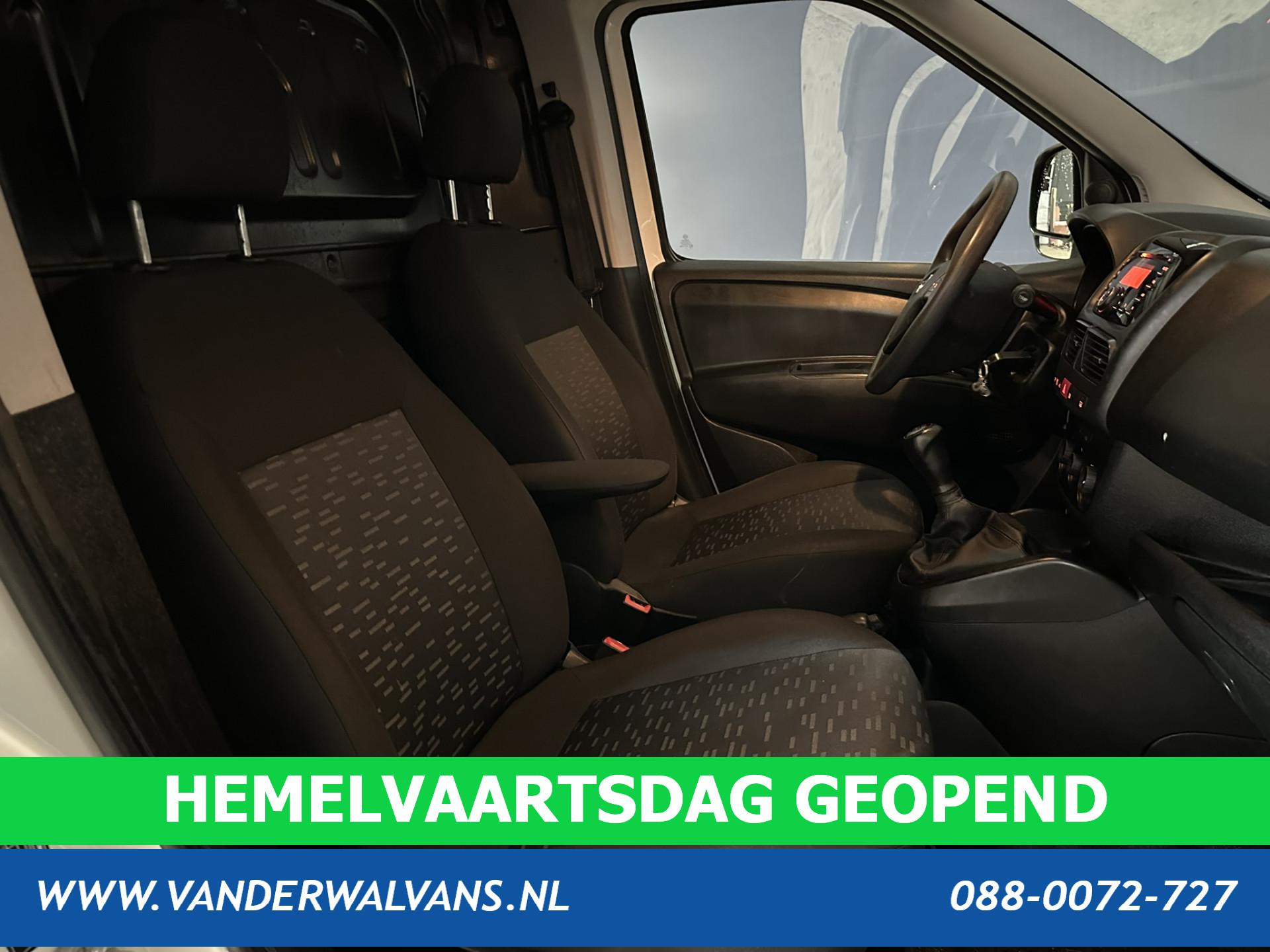 Foto 6 van Opel Combo 1.3 CDTi 96pk L2H1 inrichting Euro6 Airco | Cruisecontrol | Parkeersensoren