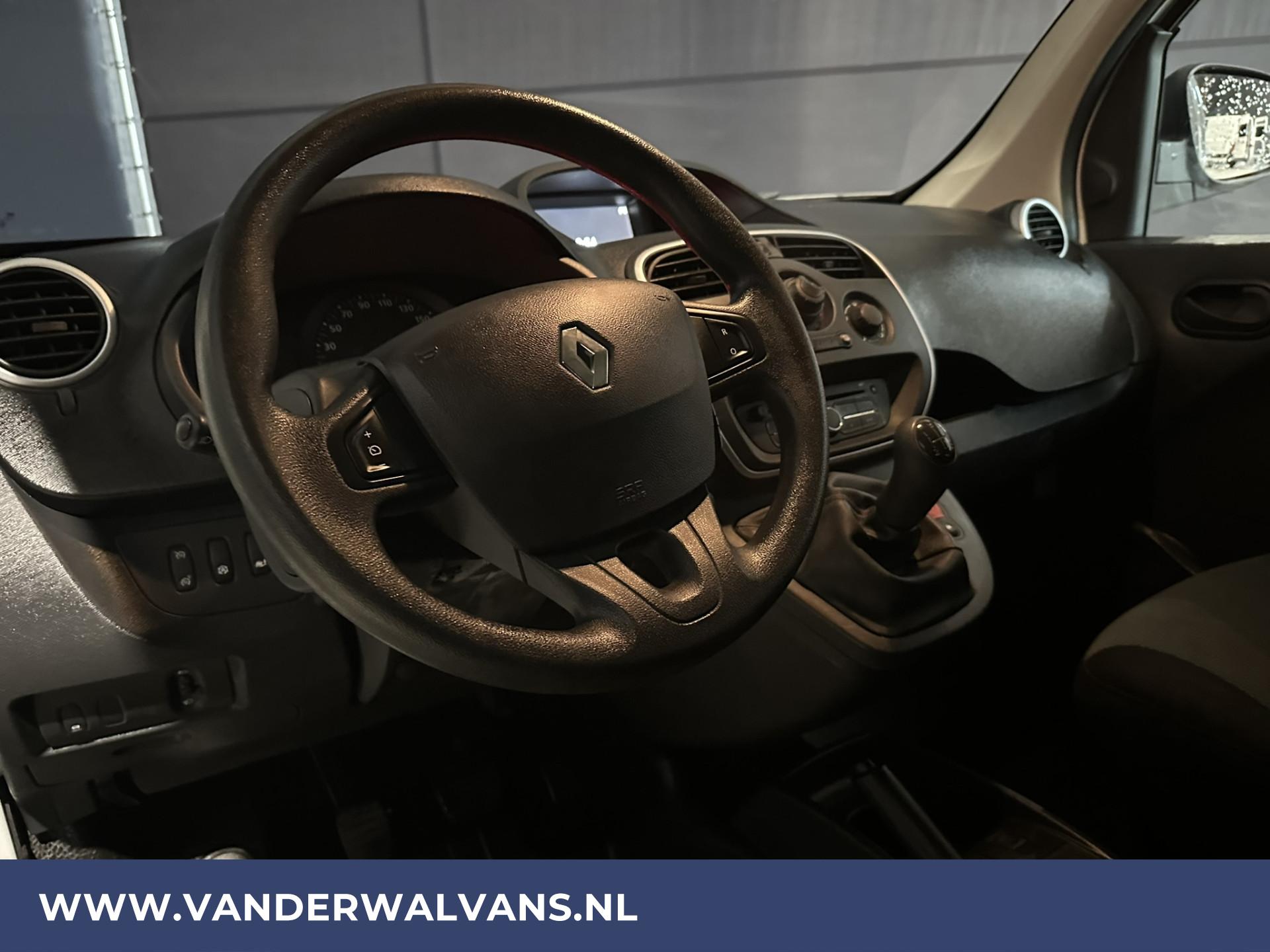 Foto 13 van Renault Kangoo 1.5 dCi 90pk L2H1 Maxi Euro6 Airco | Imperiaal | Trekhaak | Navigatie | Cruisecontrol