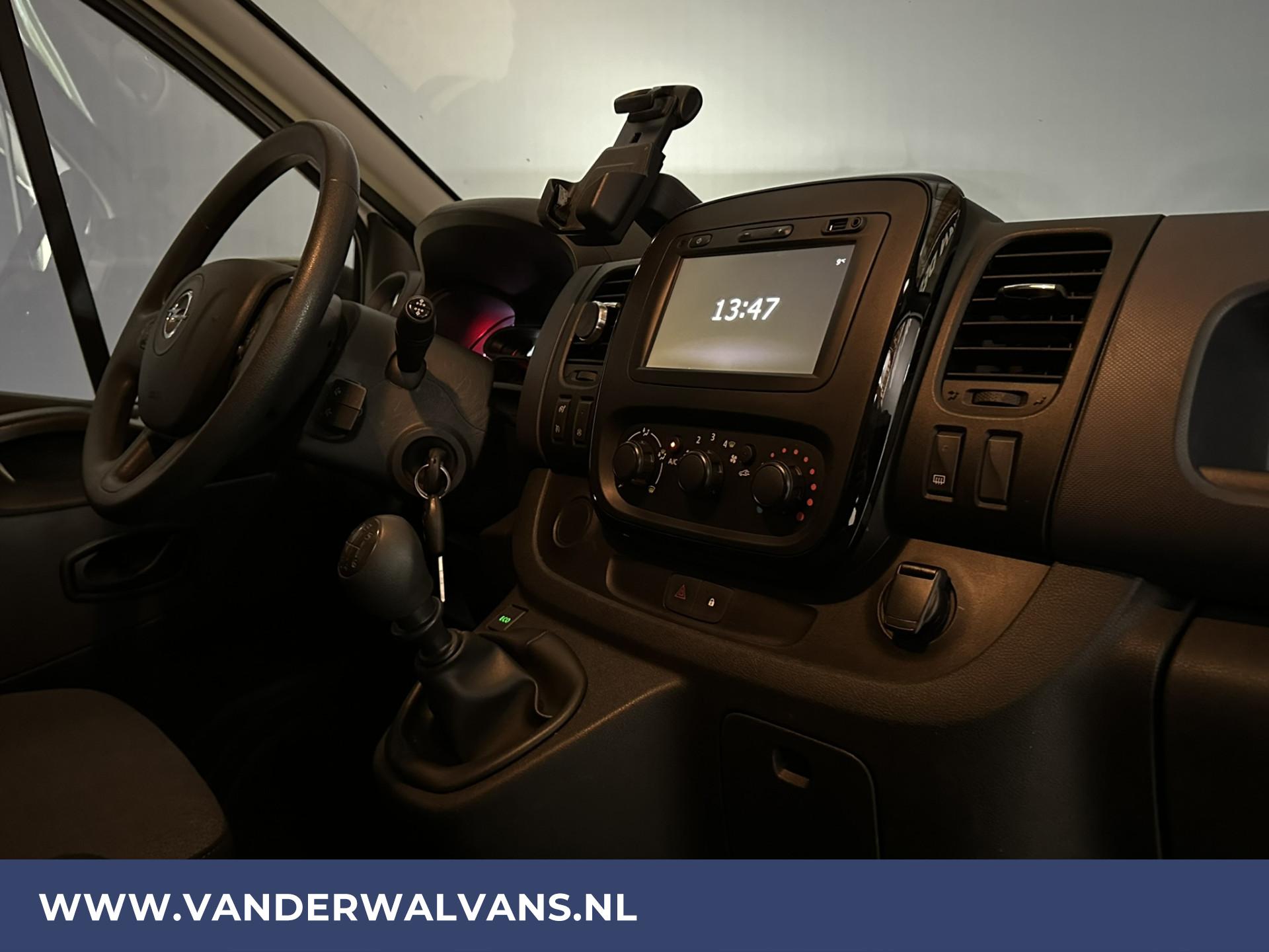 Foto 14 van Opel Vivaro 1.6 CDTI 146pk L2H1 Euro6 Airco | Camera | Navigatie | Trekhaak