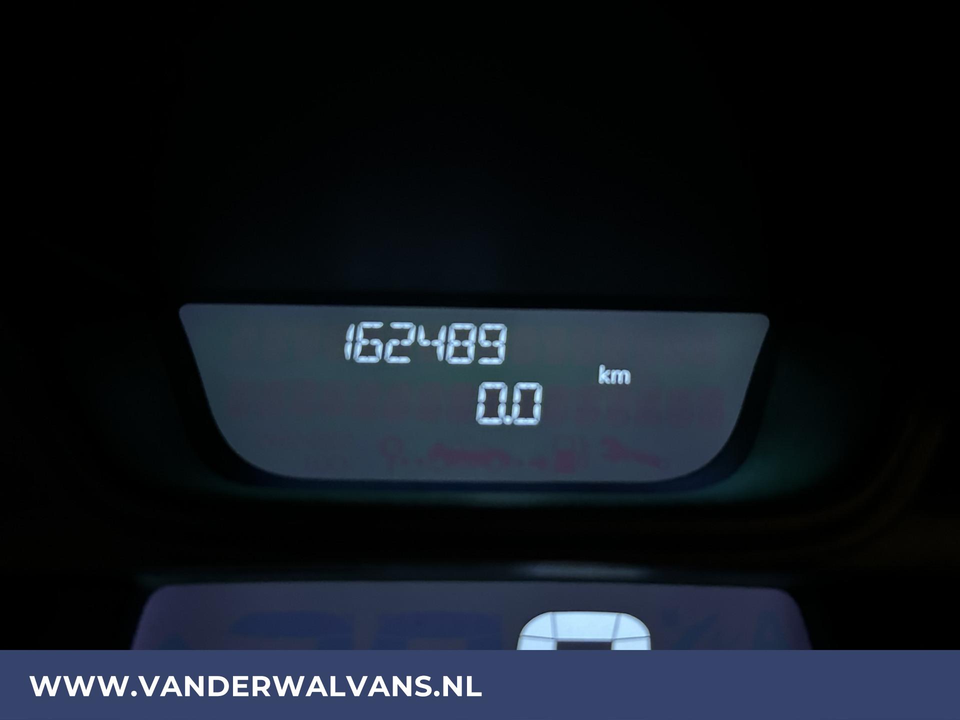 Foto 21 van Opel Vivaro 1.6 CDTI 146pk L2H1 Euro6 Airco | Camera | Navigatie | Trekhaak