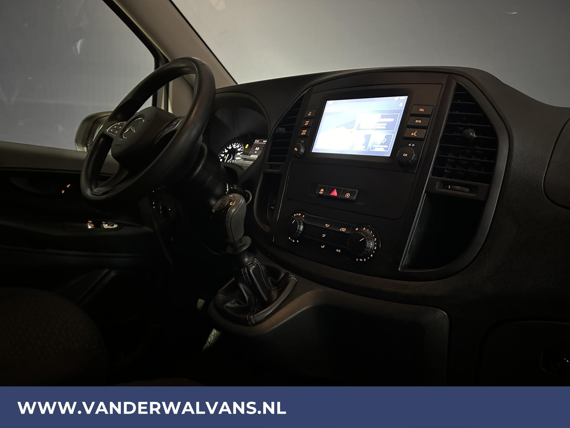 Foto 4 van Mercedes-Benz Vito 116 CDI 163pk L3H1 XL Euro6 Airco | Navigatie | Camera | cruisecontrol | Apple Carplay