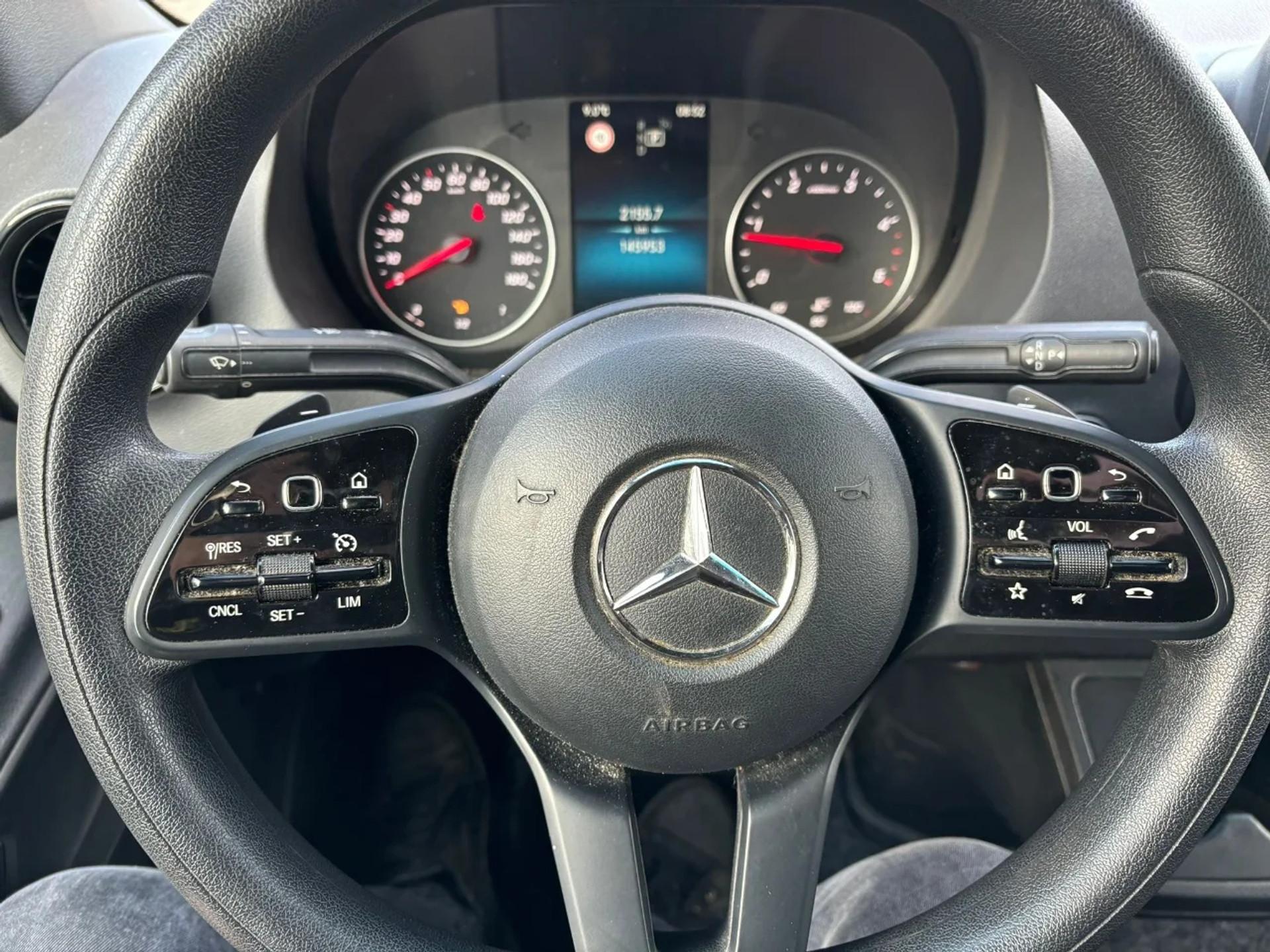 Foto 16 van Mercedes-Benz Sprinter 516CDI Bakwagen Automaat Navi Airco Laadklep + Zijdeur