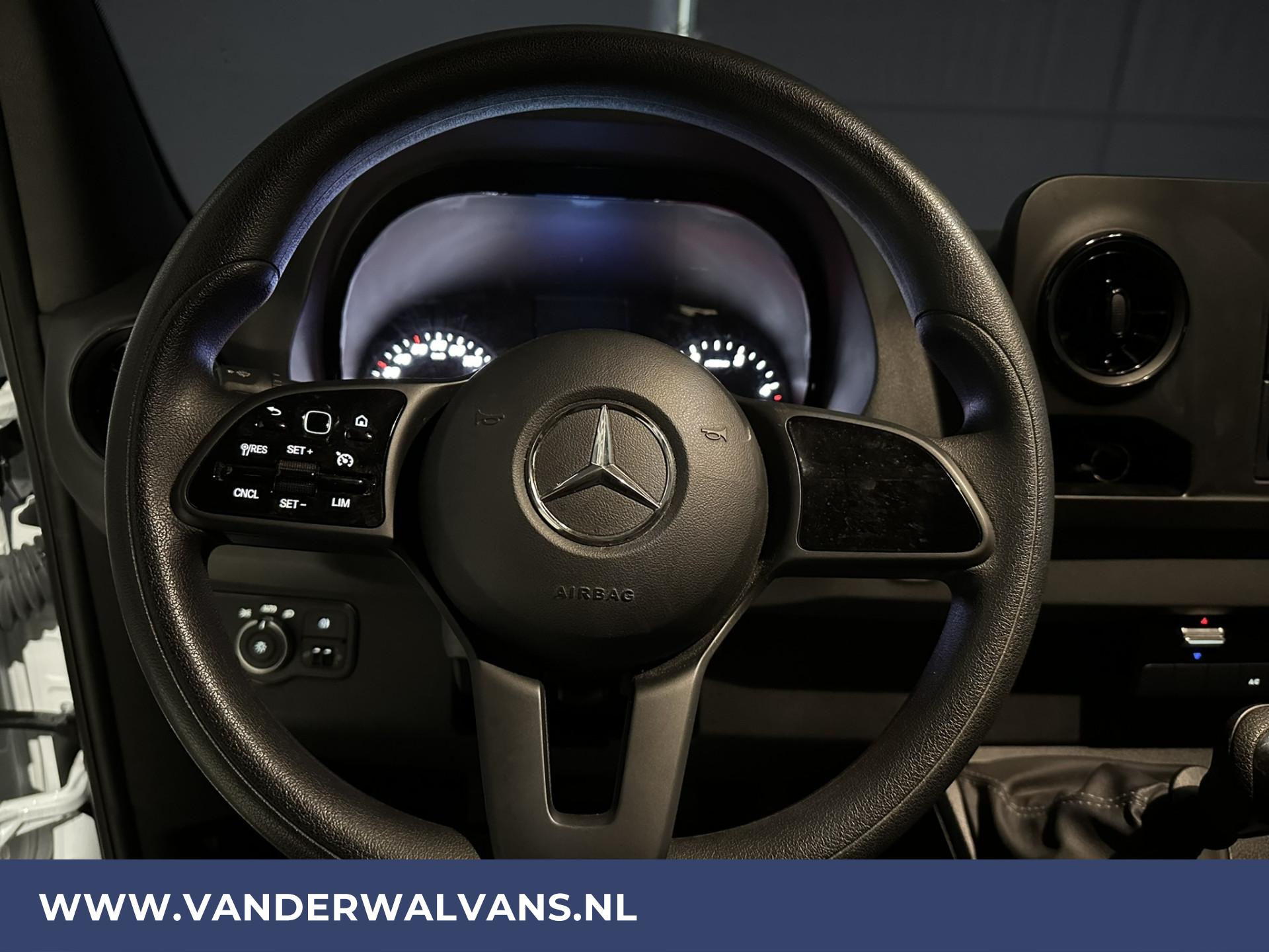 Foto 6 van Mercedes-Benz Sprinter 315 CDI 150pk L3H2 Fabrieksgarantie Euro6 Airco | Camera | Cruisecontrol