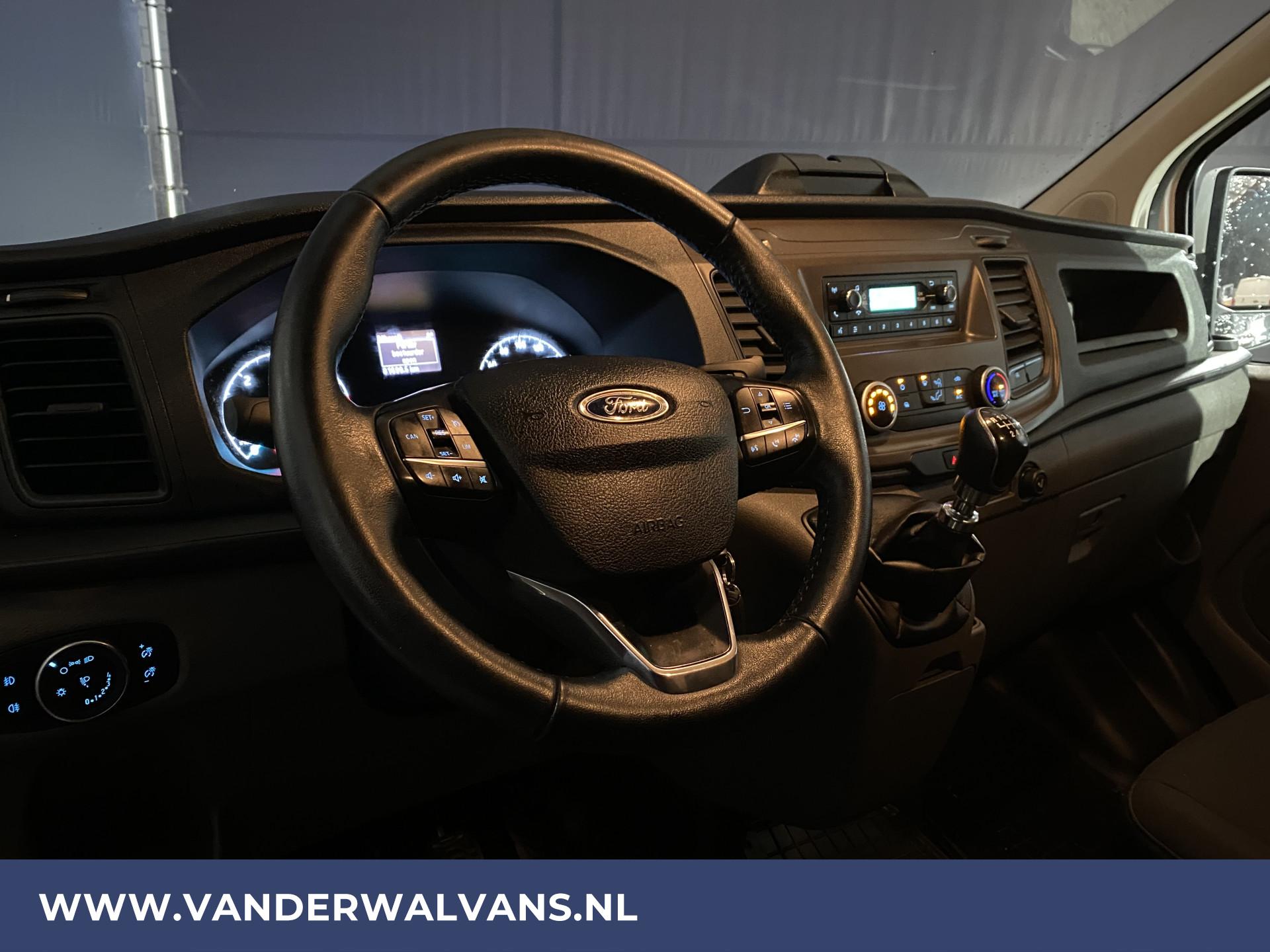 Foto 8 van Ford 2.0TDCI 130pk L1H1 Euro6 Airco | LED | Cruisecontrol | Parkeersensoren