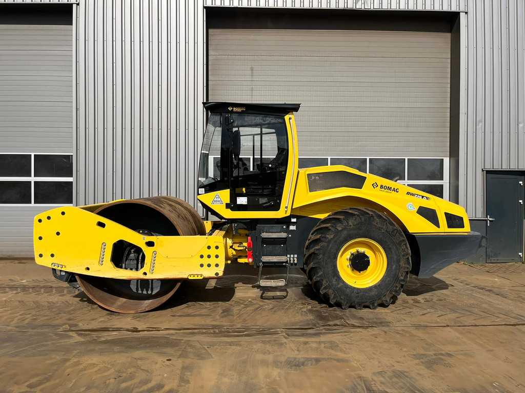 Bomag BW219DH-5 / CE certified / 2021 / low hours