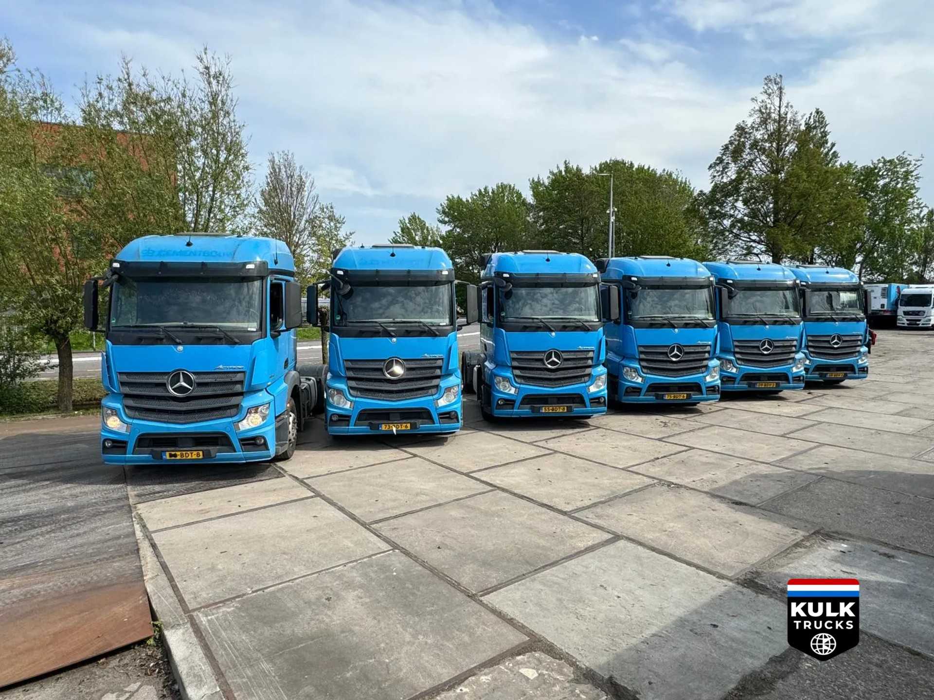 Mercedes-Benz ACTROS 1842 / HOLLAND TRUCKS 6x TRACTOR AVAILABLE
