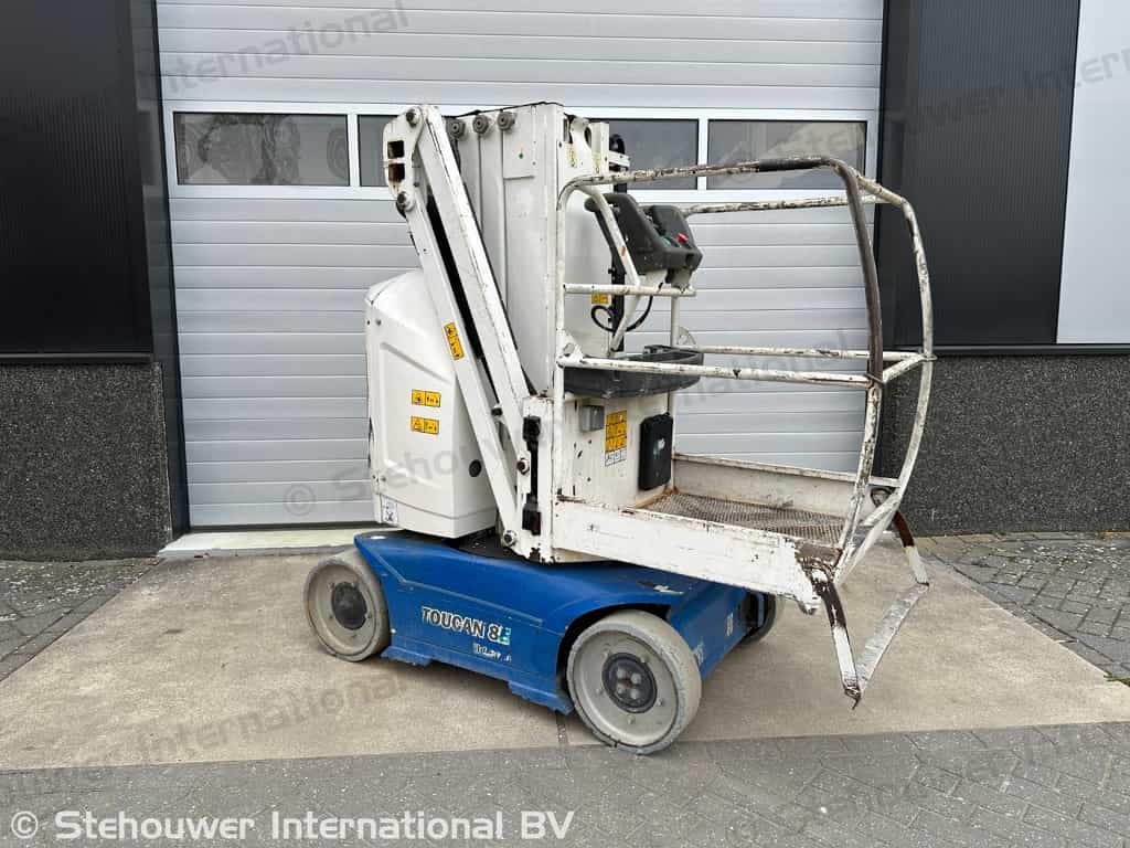 JLG Toucan 8E mast hoogwerker verticale masthoogwerker