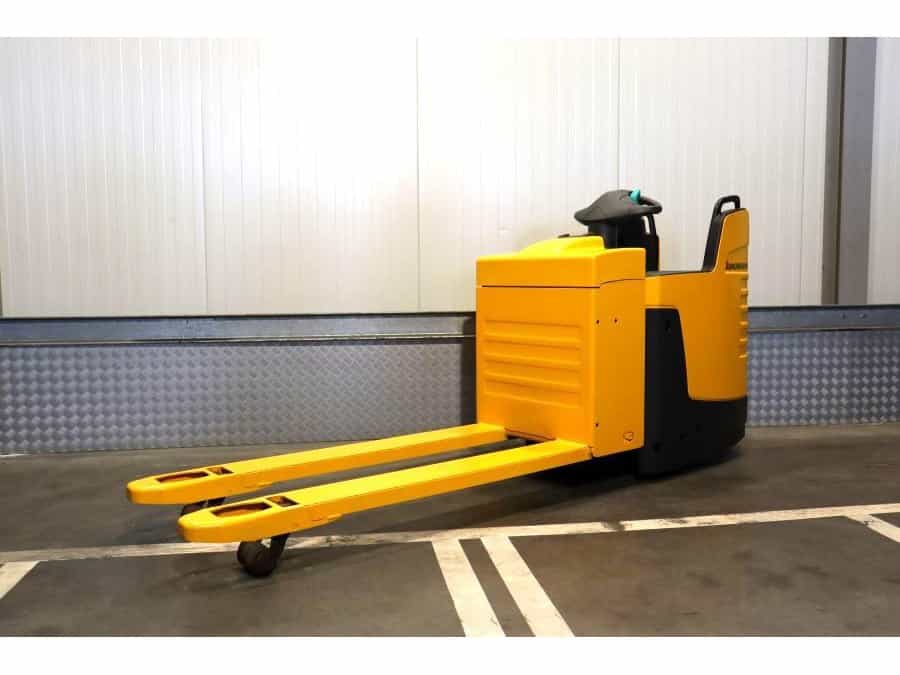 Jungheinrich ERE 225 f.P.