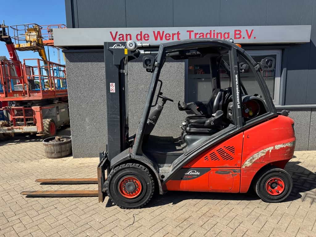 Linde H30T-02 Triplo 460 Freelift/Sideshift LPG 2017