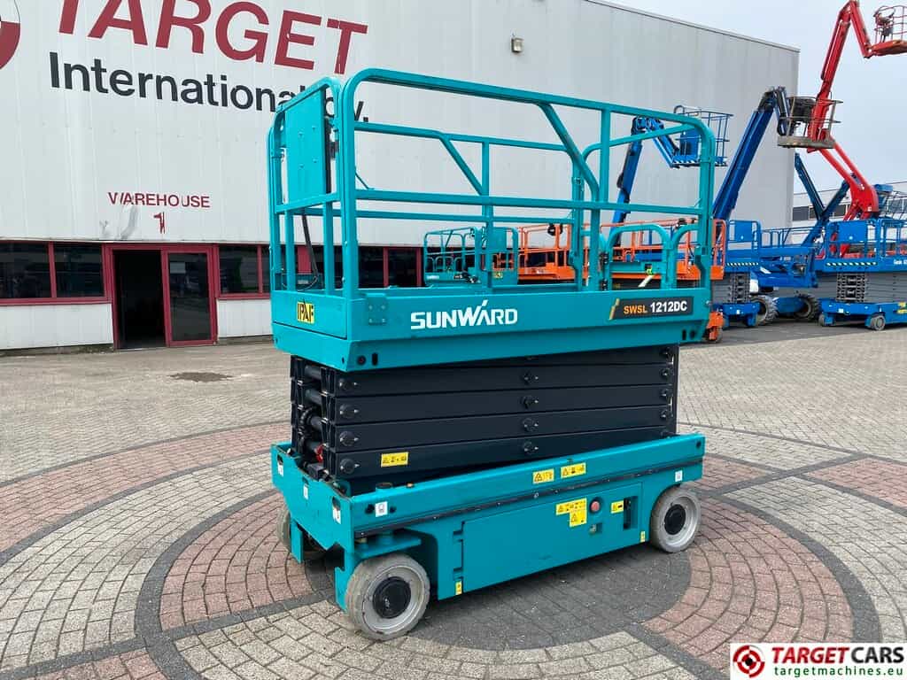 Sunward SWSL1212DC Electric Scissor Work LIft 1200cm