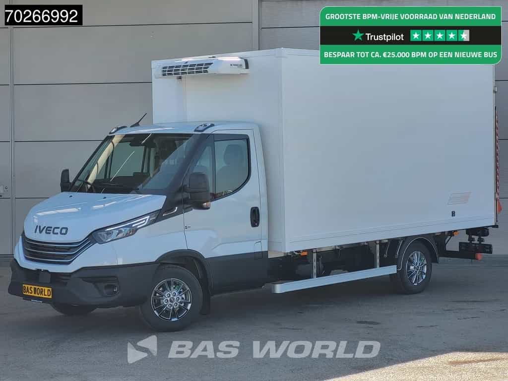 Iveco Daily 35S18 BPM VRIJ! 3.0L Laadklep Koelwagen Vriezer Thermoking V-200 MAX 220V stekker -18 LED Navi Airco ACC Koel Koeler Kühler Kühlwagen Kühlkoffer Vries Frigo Bakwagen Airco