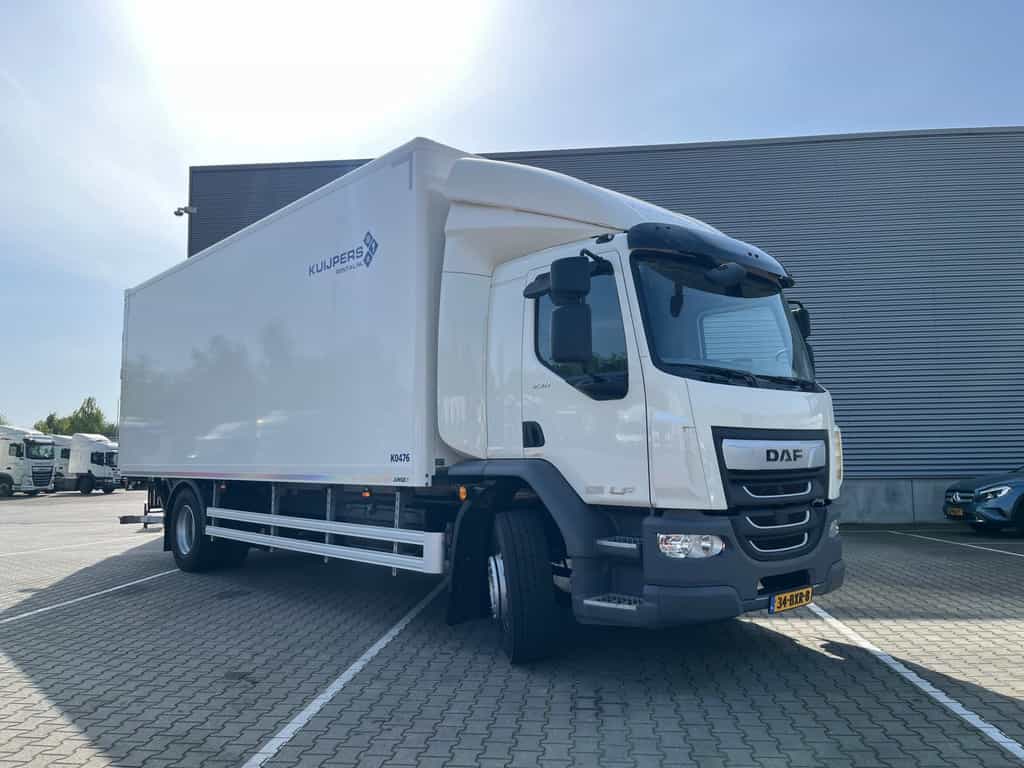 DAF LF 230 FA 18 Ton Box met Laadklep / Te huur - Bel 013-7200971 voor de mogelijkheden !