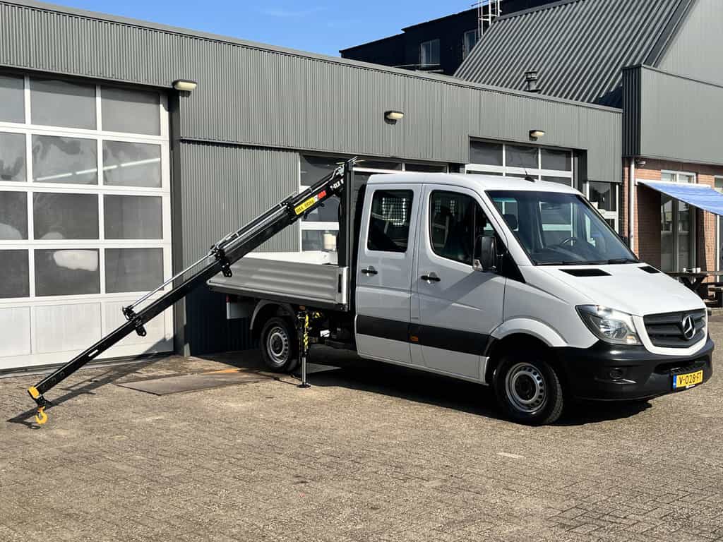 Mercedes-Benz Sprinter 311 2.2 CDI 366 DC Hiab 018T Laadkraan Automaat Airco 7-Persoons Telefoonverbinding Open laadbak Pick-up Euro 6 Bakwagen P-up 1e eigenaar ex gemeente