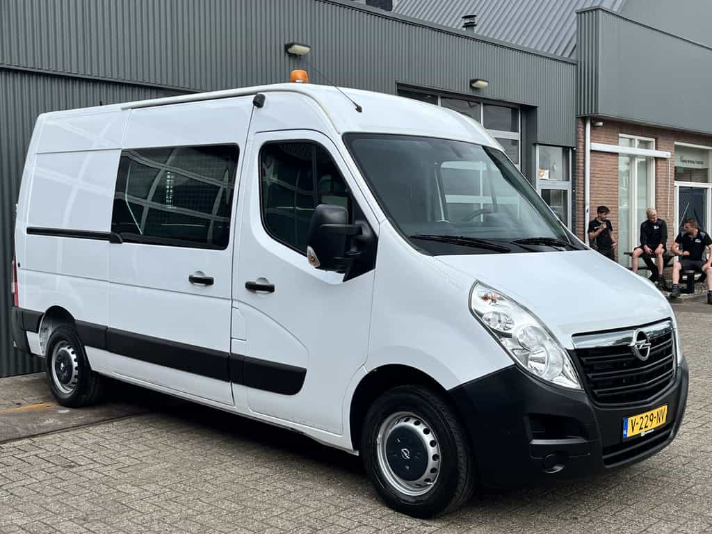 Opel Movano 2.3 CDTI BiTurbo L2H2 170pk Airco Cruise controle Omvormer Kastinrichting Telefoon voorbereiding Achteruitrijcamera Schuifdeur Euro 6 Bpm vrij Ideaal ombouw naar camper!