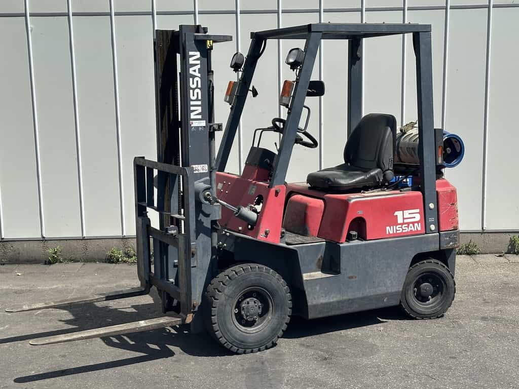 Nissan LPG 15 automat heftruck