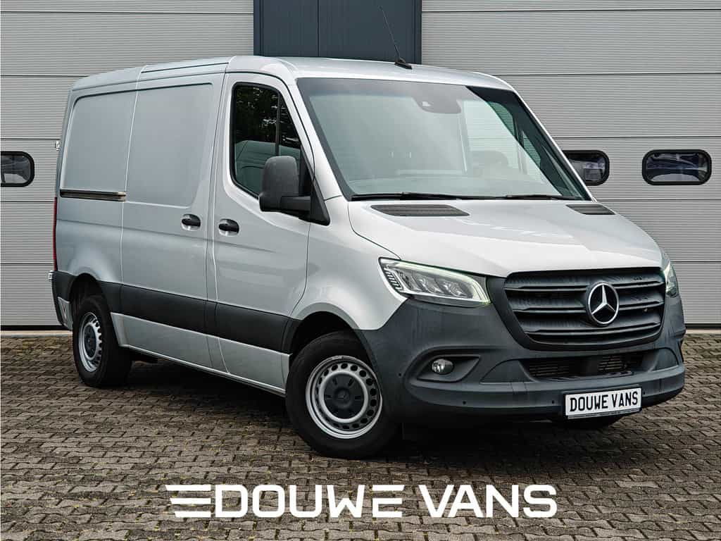Mercedes-Benz Sprinter 314 H1 Automaat Distronic LED MBUX Navi Geveerde Stoel