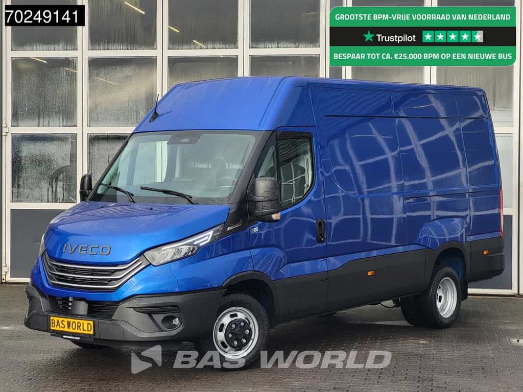 Iveco Daily 35C21 3.0L Automaat 210PK L2H2 Dubbellucht 2025-Model 3,5t Trekhaak ACC LED Navi Camera Euro6 L3 12m3 Airco Trekhaak