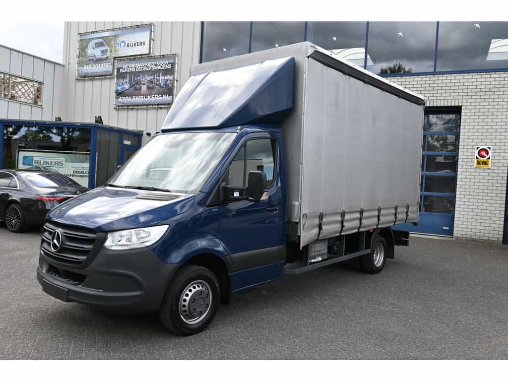 Mercedes-Benz Sprinter 516 CDI MBUX navigatie, Geveerde stoel