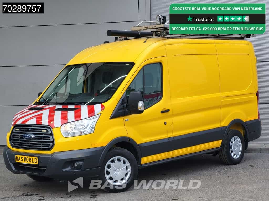 Ford Transit 130pk L2H2 Navi Airco Cruise Camera Parkeersensoren Standkachel Werkplaatsinrichting Euro6 L2 10m3 Airco Cruise control