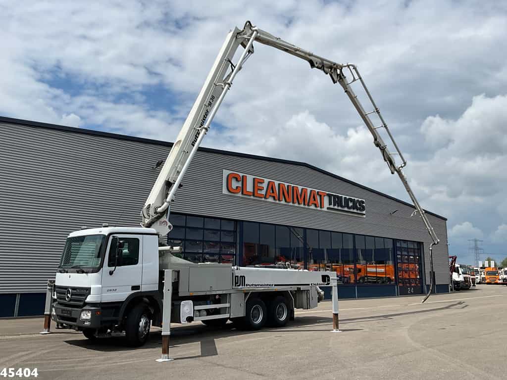 Mercedes-Benz Actros 2632 6x4 Putzmeister 36 Meter concrete pump