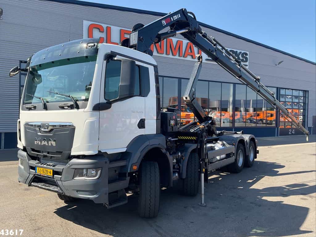 Man TGS 32.470 8x4 Euro 6 Hiab 22 Tonmeter laadkraan Just 68.765 Km!