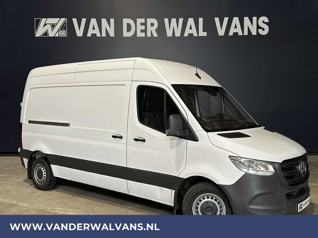 Mercedes-Benz Sprinter 211CDI L2H2 Euro6 Airco | Camera | Apple Carplay | Cruisecontrol | Android Auto Bijrijdersbank