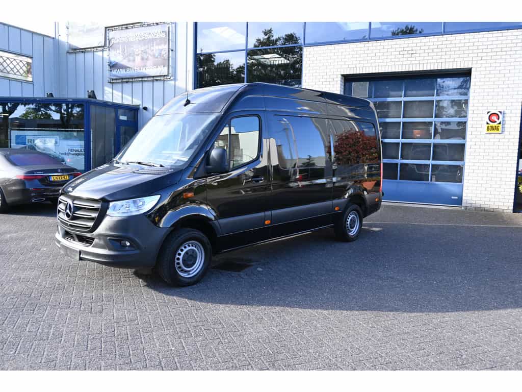 Mercedes-Benz Sprinter 317 CDI L2H2 RWD MBUX navigatie, 360 graden camera, Geveerde stoel, Etc.