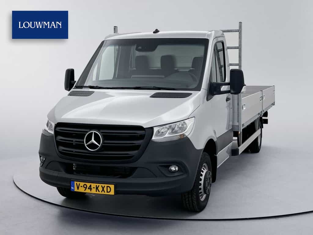 Mercedes-Benz Sprinter 517 L3 Open laadbak Trekhaak Cruise control Dubbel lucht MBUX