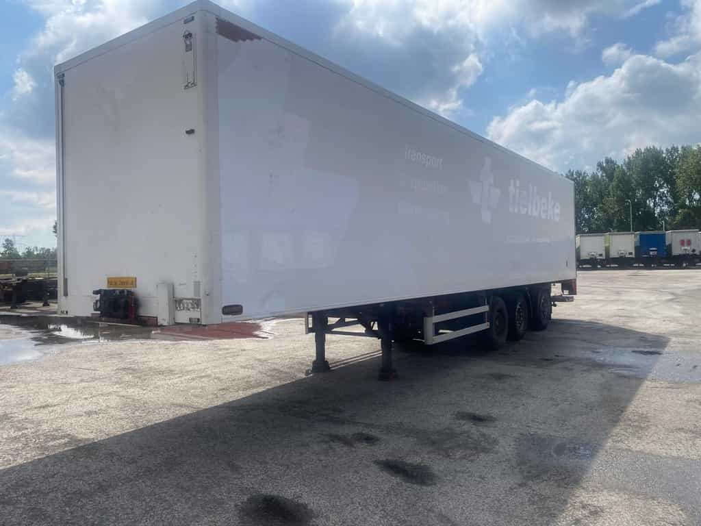 Pacton closed box semi-trailer