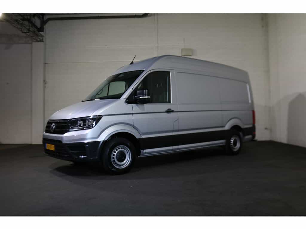 Volkswagen Crafter 2.0 TDI 177pk L3 H3 Automaat Camera Trekhaak Navigatie Chauffeursstoel