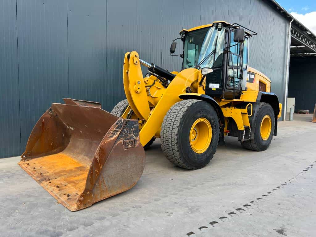 CAT 930 K