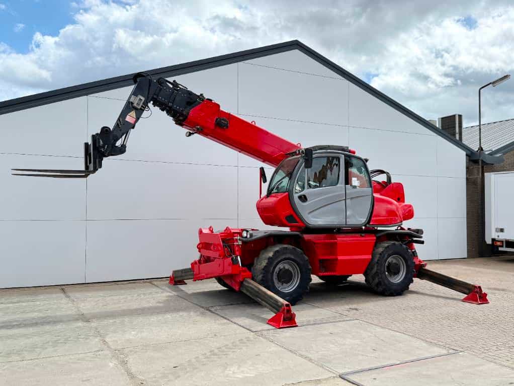 Manitou MRT2150+ Privilege - Remote Control / 4x4x4 / AC