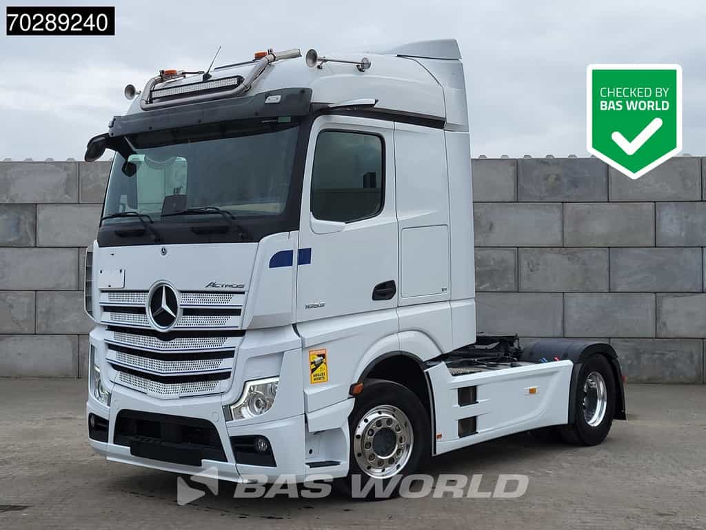 Mercedes Actros 1853 4X2 StreamSpace Retarder 2x Tanks Standairco Xenon Euro 6
