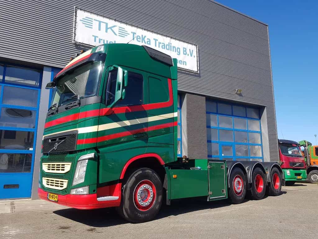 Volvo FH 500 8x2 Euro 6 Netherlands truck container chassis
