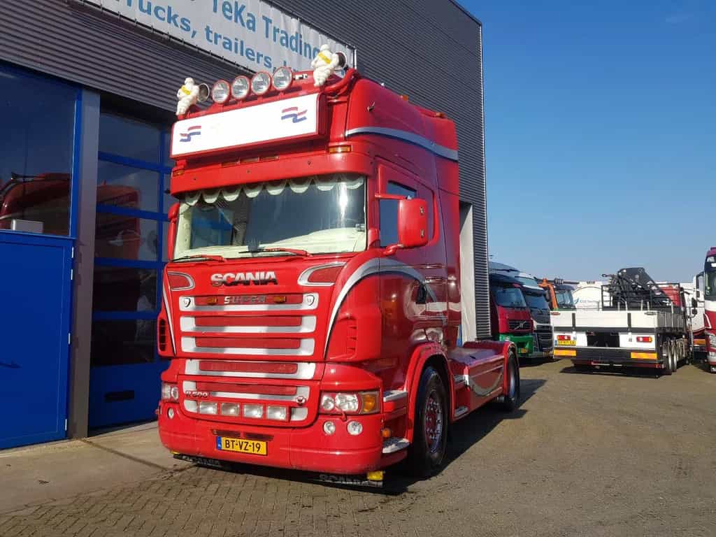 Scania R500 V8 Showtruck Open uitlaat Standairco Retarder truck tractor