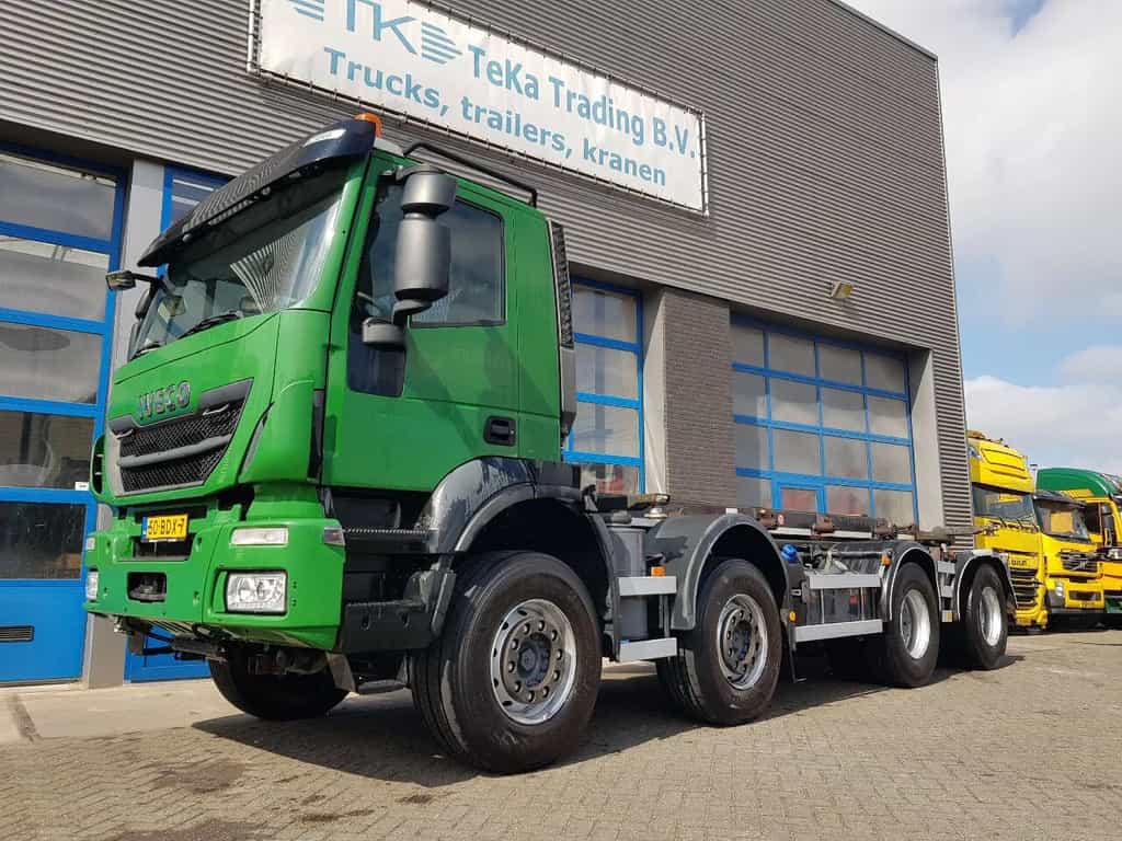 IVECO Stralis 450 8x4 Steel Nieuwe Apk/TÜV 430.000 km kettingsyst 30 t container chassis