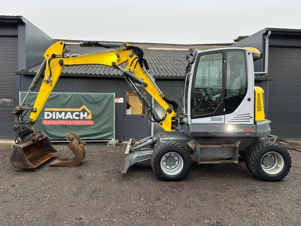Wacker Neuson EW 65 triple , airco, 2016 tilt bucket kantelbak