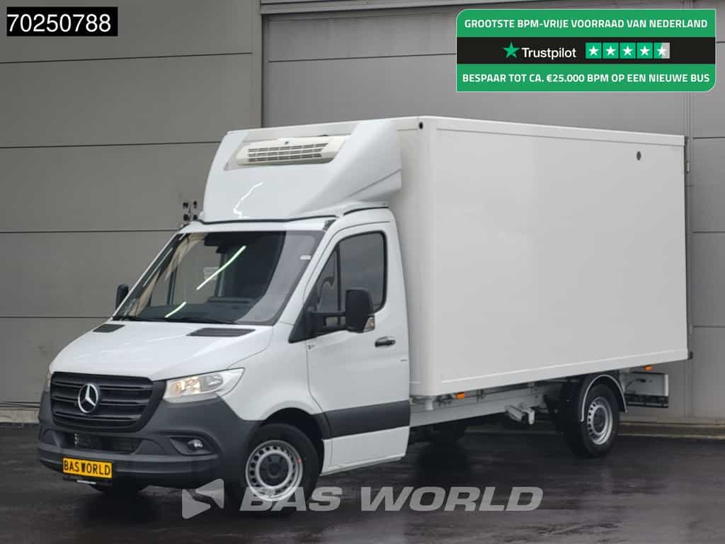 Mercedes Sprinter 317 CDI Koelwagen Automaat Zijdeur 2025-Model Thermo King V-300max 230v-Stekker 170PK Airco Cruise MBUX CarPlay Euro6 Koel Koeler Kühl Kühler Kühlkoffer 16m3 Airco Cruise control