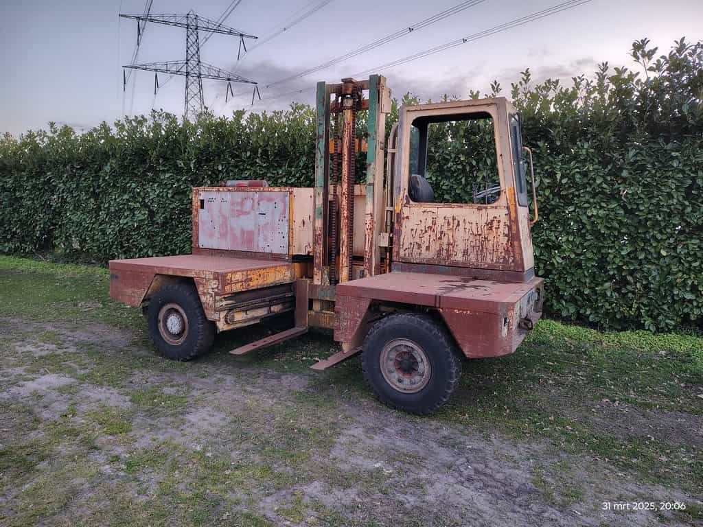 Boss zijlader 4000 kg diesel