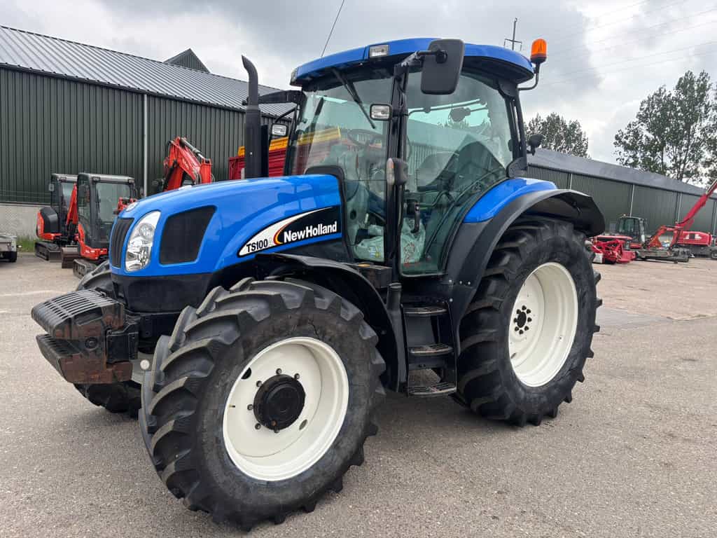 NEW HOLLAND TS100A