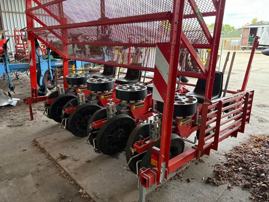 Checchi & Magli plantmachine