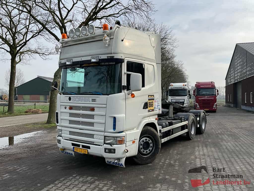 Scania R 124 L 400 6x2 NA Euro 2 handgeschakeld met kabelcontainersysteem. BS1303