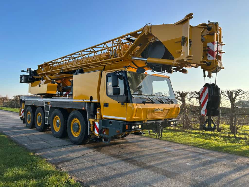 Grove GMK 4080-1 truck crane