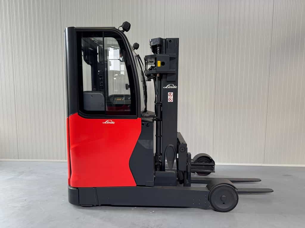 R 25 01 ( 1120 ) * FULL cabin !! Triplex FFL !! DEMO !!!