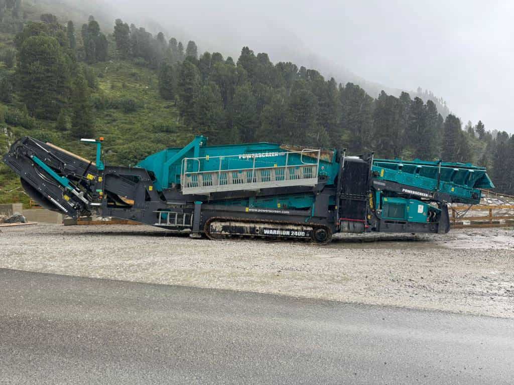 PowerScreen Warrior 2400 - Only 1000 Hours! Extra Conveyor