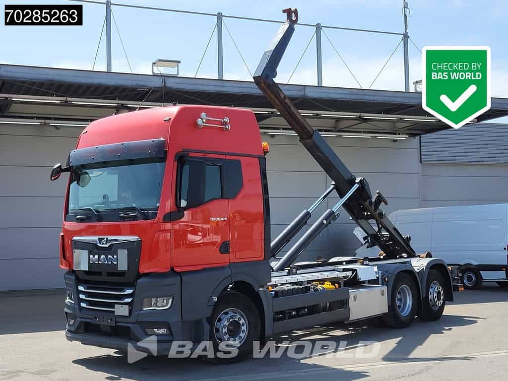 MAN TGX TGX 26.470 6X2 21 Tonnes VDL hooklift Retarder Lift+Lenkachse ACC Navi Euro 6